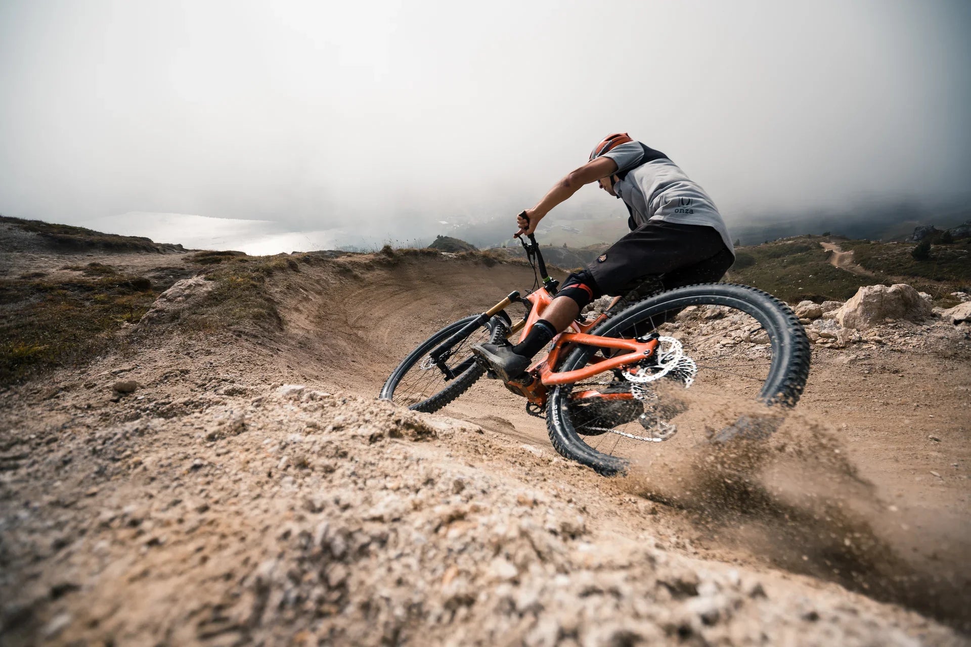 Onza Tire Sale - Canada