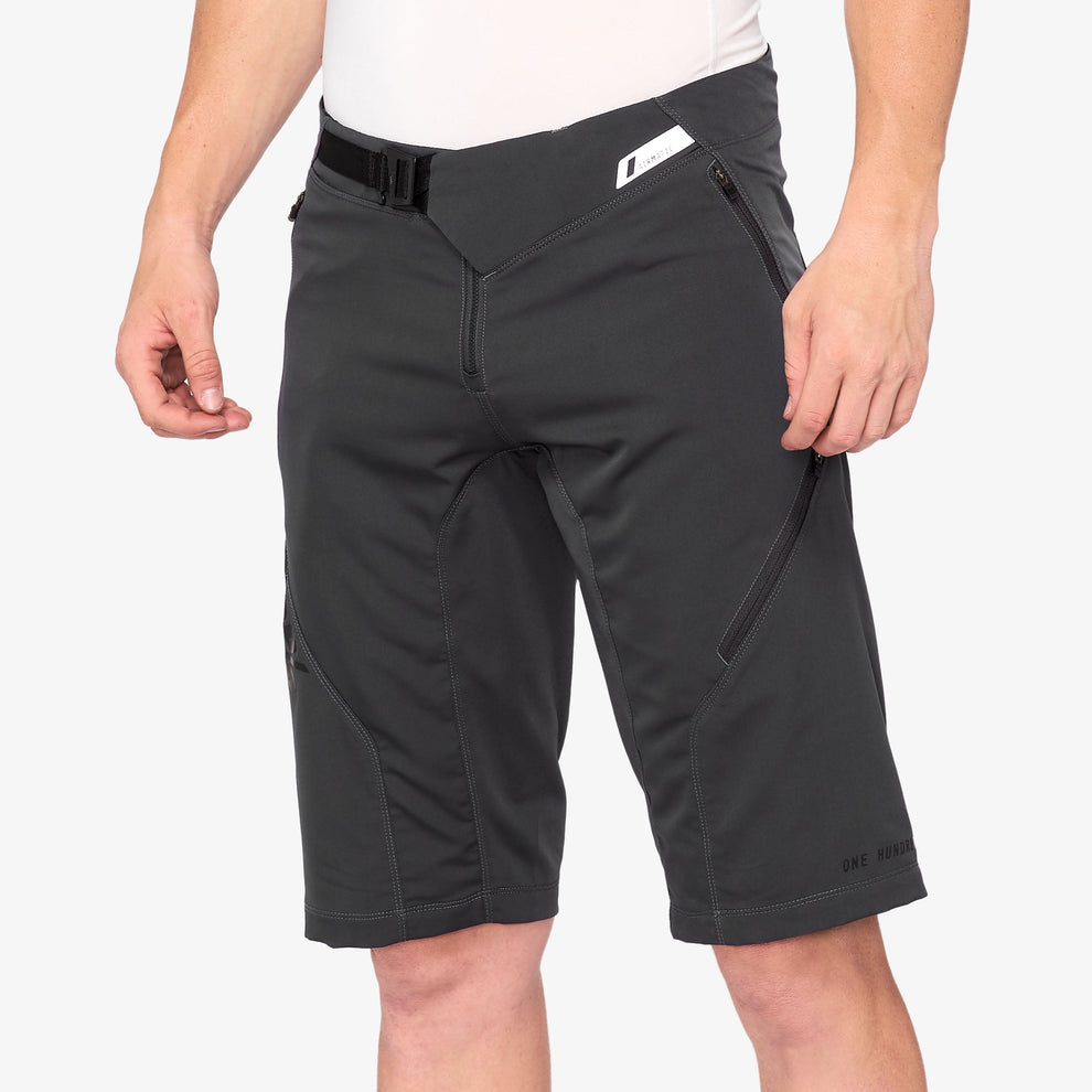 100% Airmatic mountain bike Shorts