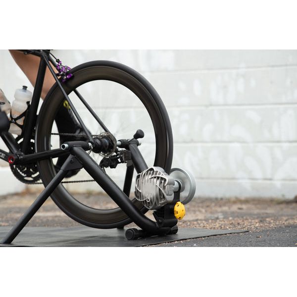 Saris 9907T Fluid 2 Smart Equipped Trainer - Fluid Resistance