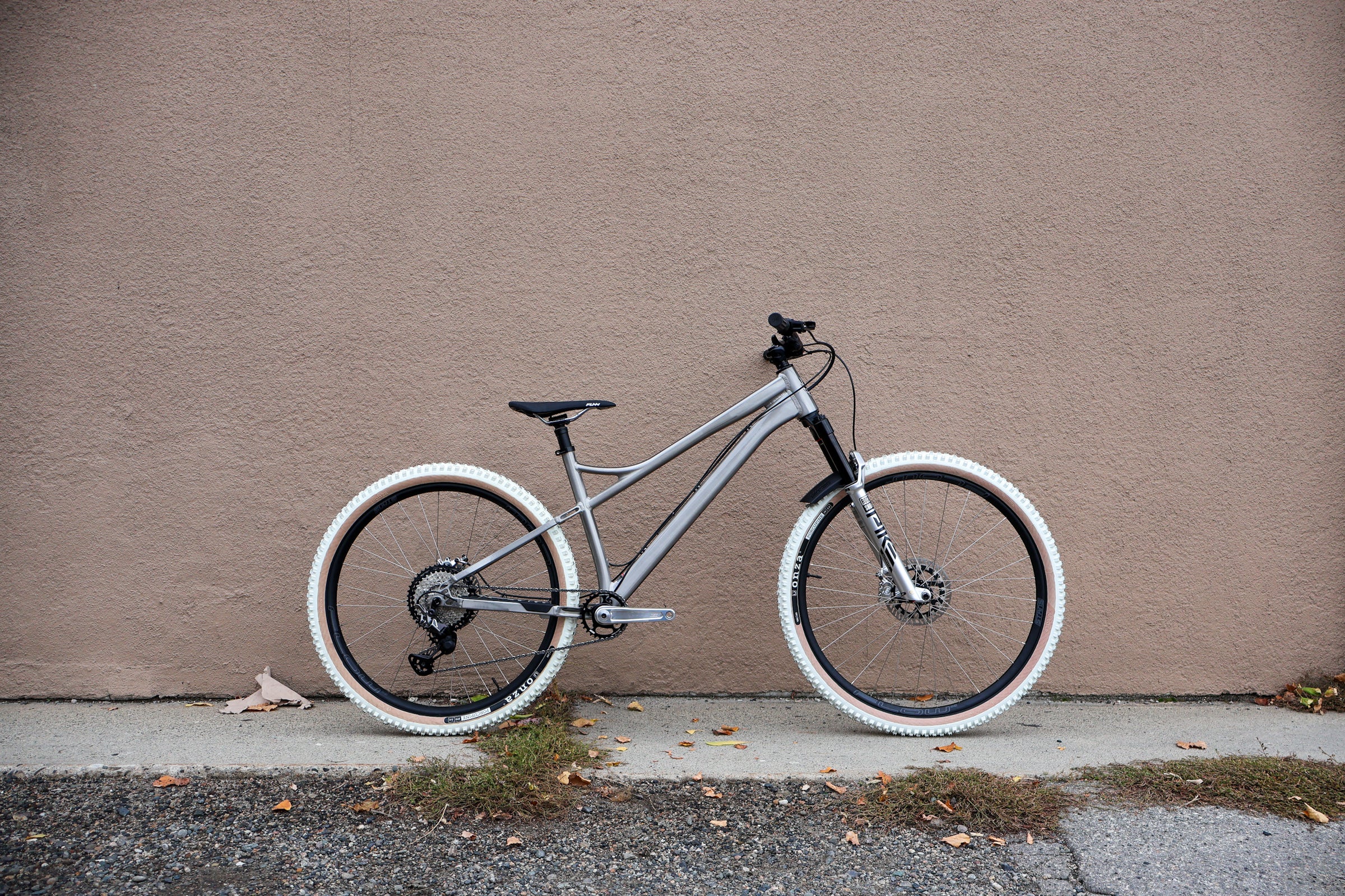 Banshee Enigma Smith Creek Cycle Canada
