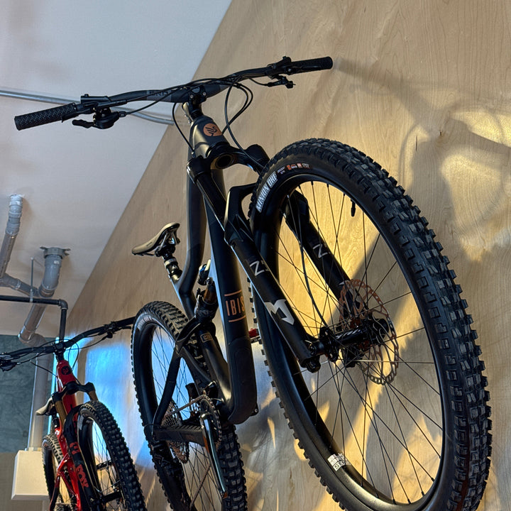 Ibis Ripmo V2S - Medium - Deore+ Shop Build