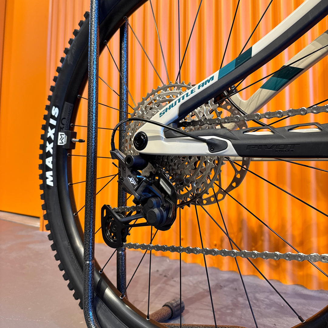 Pivot Shuttle AM Ride SLX/XT