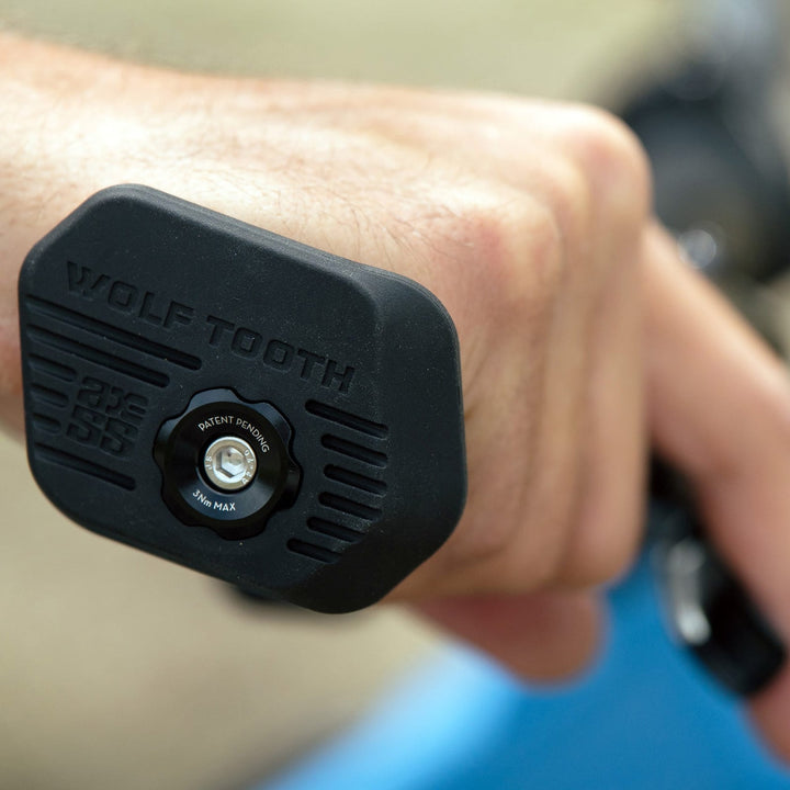 Wolftooth locked in bar ends Canada - side profile grip