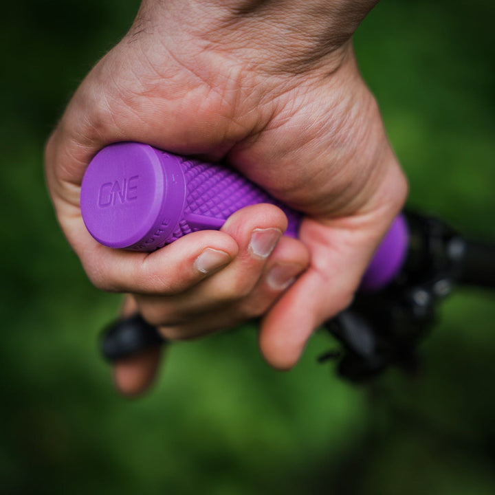 OneUp Lock-On Grips Smith Creek Cycle Canada Purple Photo