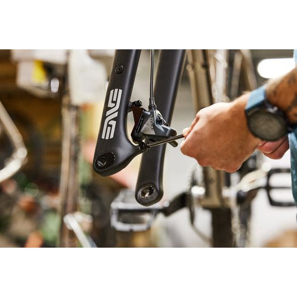 Wolf Tooth Components Post to Flat Mount Adaptor - Smith Creek Cycle