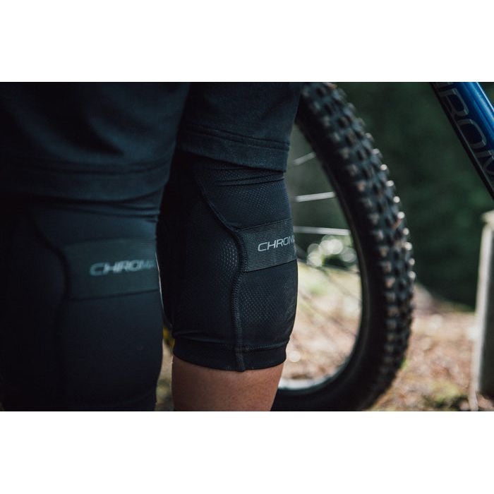 Chromag Rift Knee Pads - Canada - Smith Creek Cycle