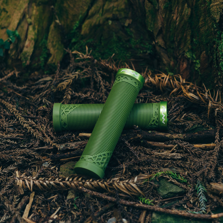 Funn Hilt Grips - Smith Creek Cycle