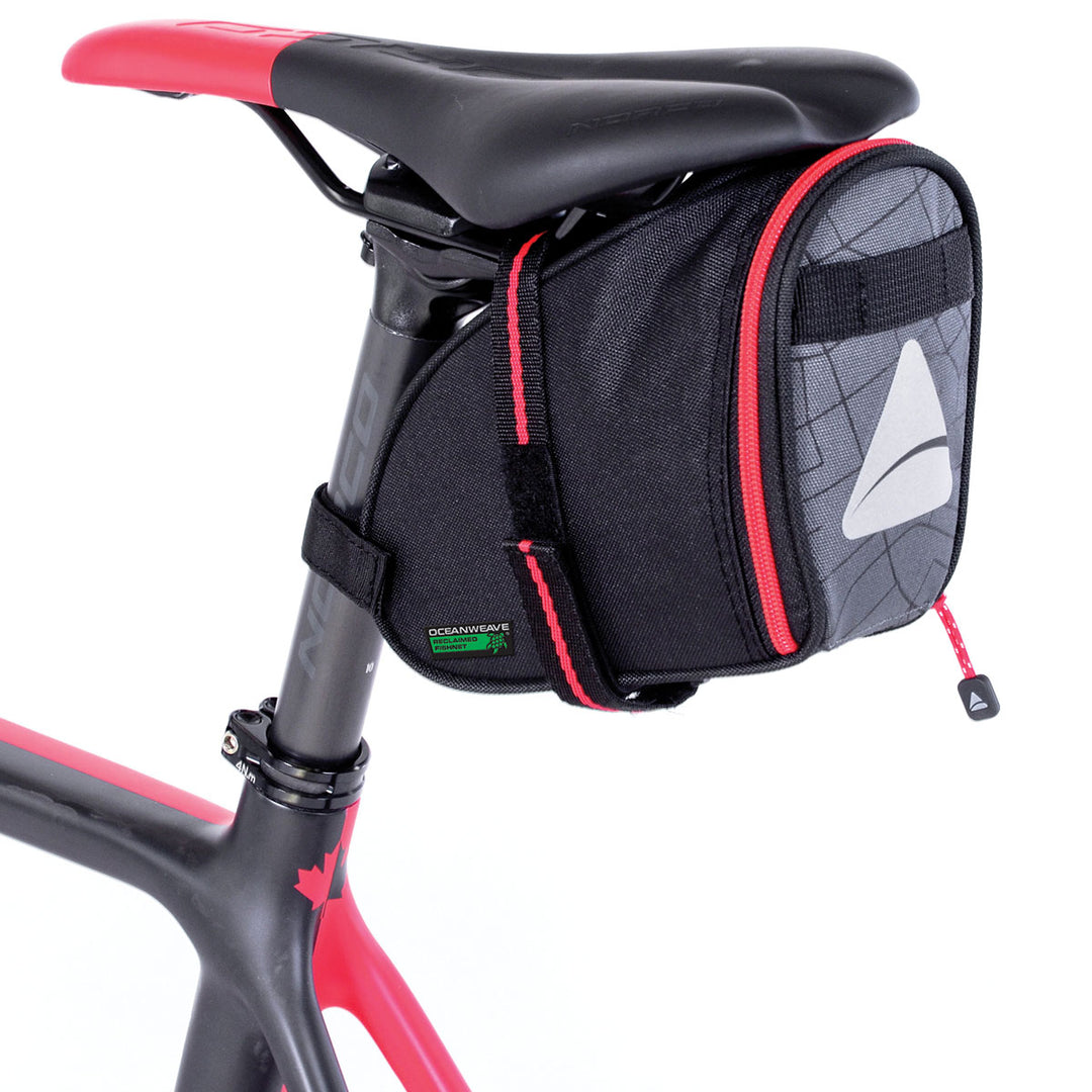 Axiom Seymour Ovceanweave wedge saddlebag