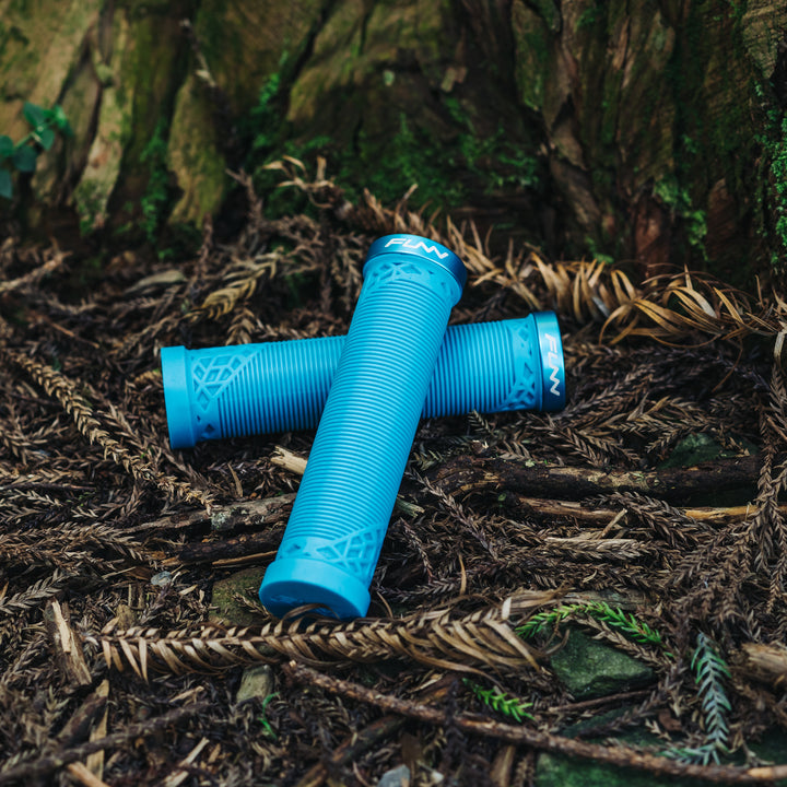 Funn Hilt Grips - Smith Creek Cycle